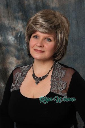 107969 - Lyubov Age: 61 - Russia