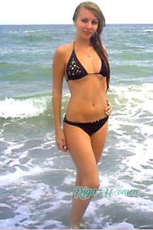 113354 - Elena Age: 24 - Ukraine