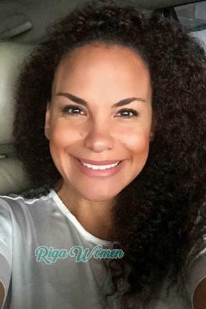 163970 - Monica Age: 47 - Colombia