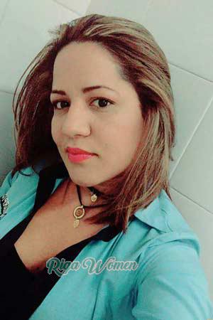 175488 - Noemy Age: 36 - Colombia