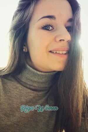 179152 - Albina Age: 23 - Russia