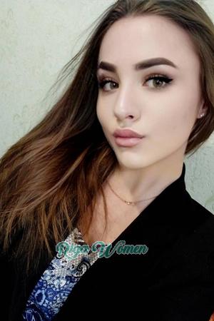 185901 - Maryna Age: 27 - Ukraine