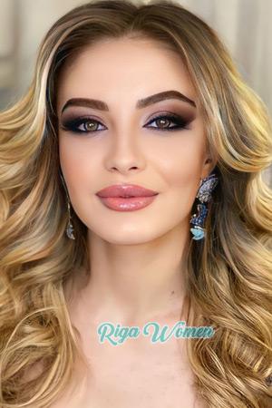 210215 - Diana Age: 21 - Ukraine