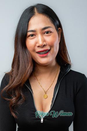 221621 - Mee Age: 33 - Thailand