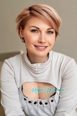 222917 - Svitlana Age: 40 - Ukraine