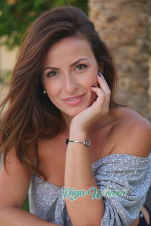 223787 - Oksana Age: 37 - Ukraine