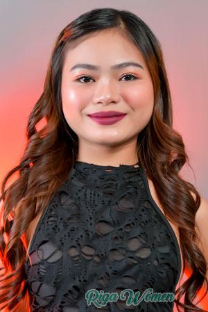 223852 - Jeramae Age: 19 - Philippines