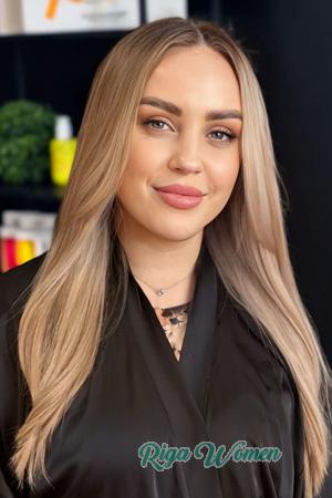 225576 - Yuliia Age: 38 - Ukraine