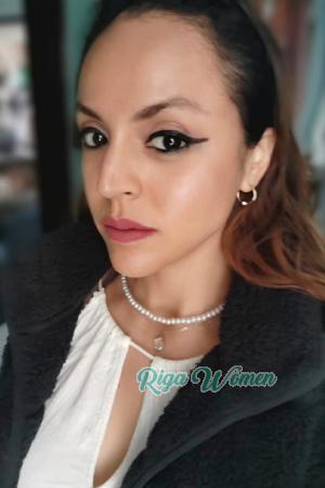 226110 - Ana Victoria Age: 35 - Mexico