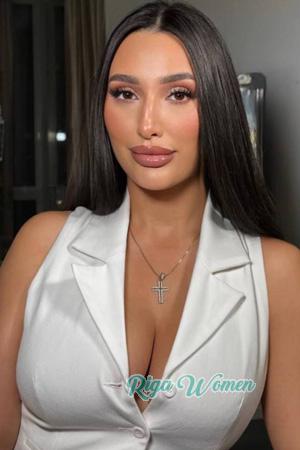 226121 - Daria Age: 26 - Poland