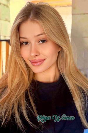 226206 - Yana Age: 25 - Ukraine