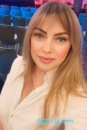 226299 - Irina Age: 39 - Ukraine