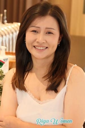 227212 - Yingying Age: 43 - China