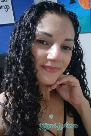 227789 - Karla Vanessa Age: 46 - Costa Rica
