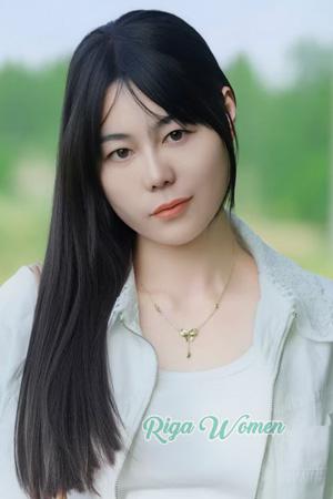 228014 - Xueting Age: 35 - China