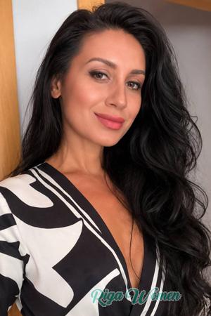 228063 - Yanina Age: 38 - Ukraine