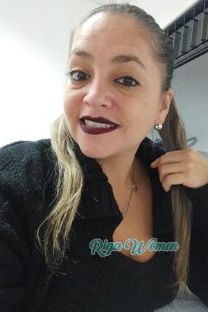 228969 - Karla Age: 40 - Costa Rica
