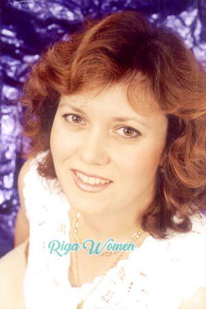 51089 - Elena Age: 49 - Russia