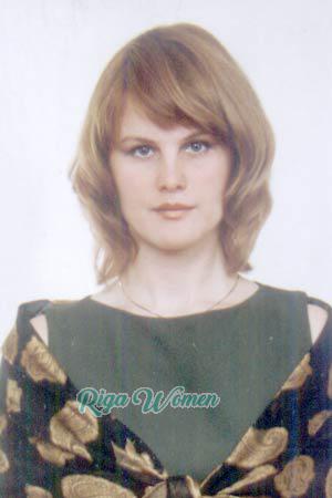 51264 - Ludmila Age: 44 - Russia