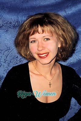 51377 - Oksana Age: 42 - Russia