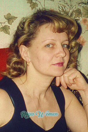 51548 - Svetlana Age: 46 - Russia