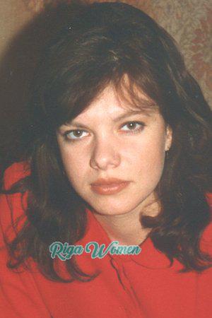 51727 - Svetlana Age: 41 - Russia