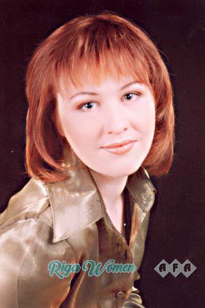 51761 - Natalya Age: 37 - Russia