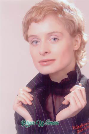 52128 - Vera Age: 39 - Russia