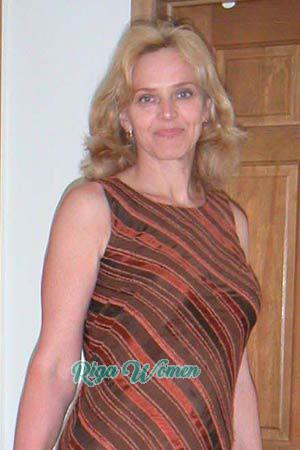 52489 - Galina Age: 56 - Russia