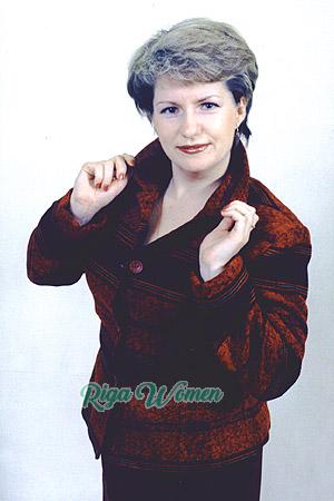 52533 - Nadezhda Age: 42 - Russia