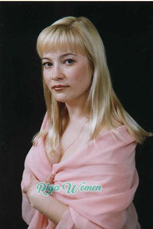 52618 - Olga Age: 42 - Russia