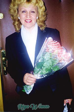 52654 - Valentina Age: 58 - Russia