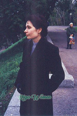 52672 - Galina Age: 42 - Russia