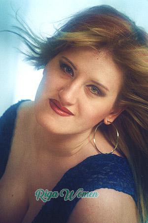 52719 - Tatiana Age: 32 - Russia