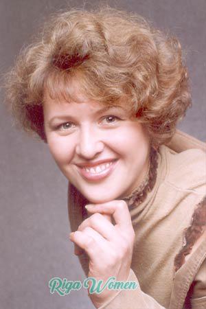 52820 - Marina Age: 40 - Russia