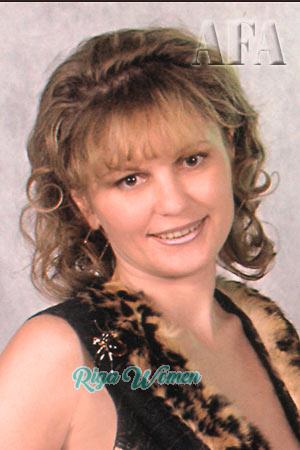 53265 - Lyudmila Age: 41 - Russia