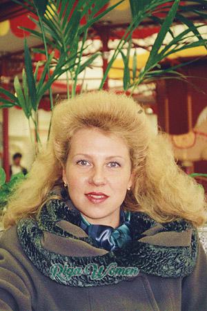 53274 - Marina Age: 36 - Russia