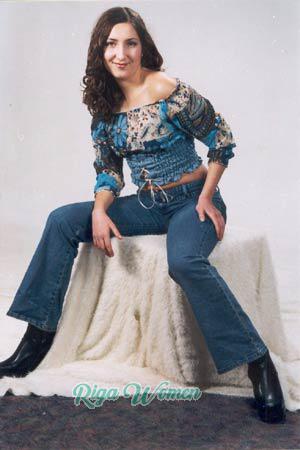 53487 - Diana Age: 28 - Russia