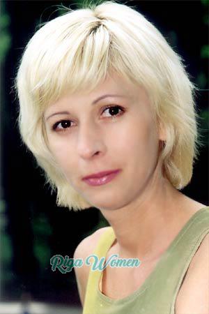 53721 - Natalia Age: 41 - Russia