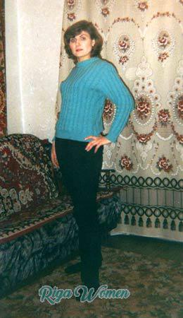 54044 - Ludmila Age: 35 - Russia