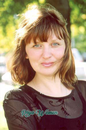 54513 - Oksana Age: 42 - Russia