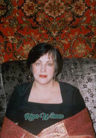 54626 - Nina Age: 56 - Russia