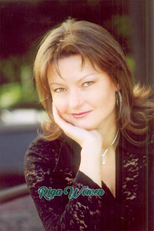 54808 - Julia Age: 42 - Russia