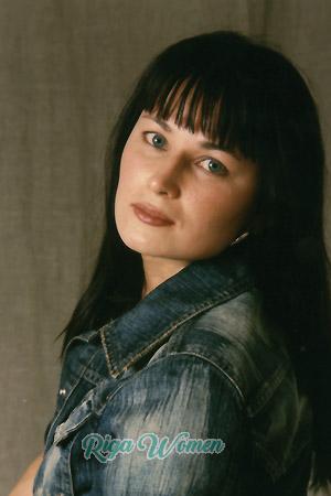 54826 - Galina Age: 39 - Russia