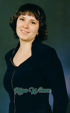 55225 - Elena Age: 33 - Russia