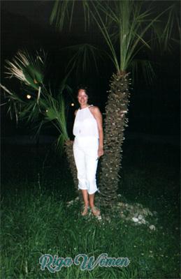 55284 - Nadezhda Age: 35 - Russia