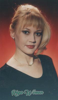 55770 - Ludmila Age: 42 - Russia