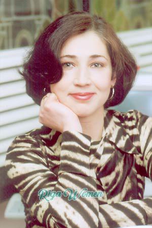56124 - Elena Age: 47 - Russia