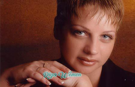 56566 - Elena Age: 36 - Russia