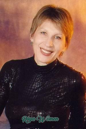 56568 - Lyudmila Age: 60 - Russia